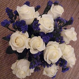 Bouquet of 11 white Roses