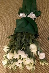 Bouquet of eustoma and white roses