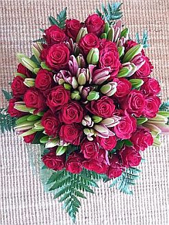 Bouquet of Roses and Lilies top view